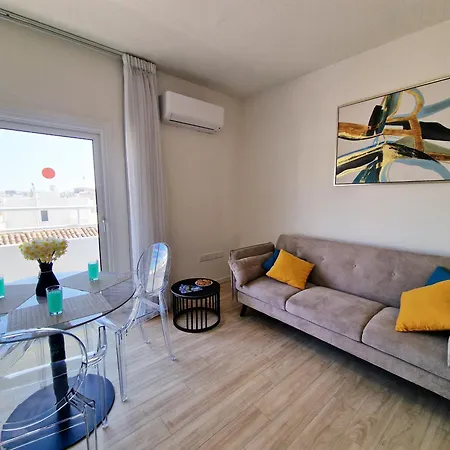 Kitieos With Sea View *