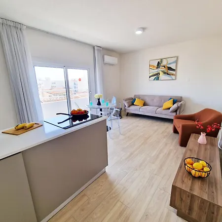 Kitieos With Sea View *