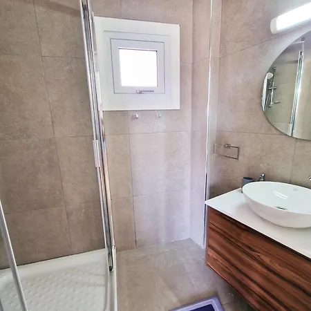 Apartment Kitieos With Sea View