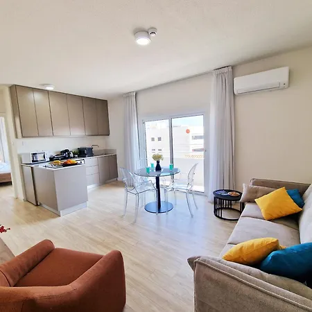 Kitieos With Sea View Larnaca