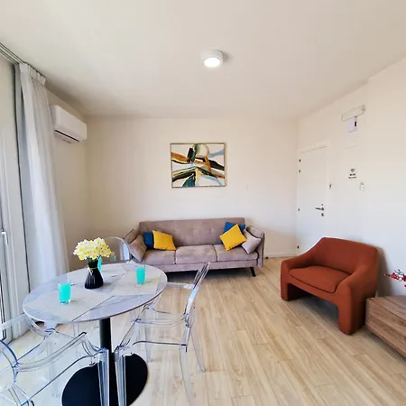 Lägenhet Kitieos With Sea View