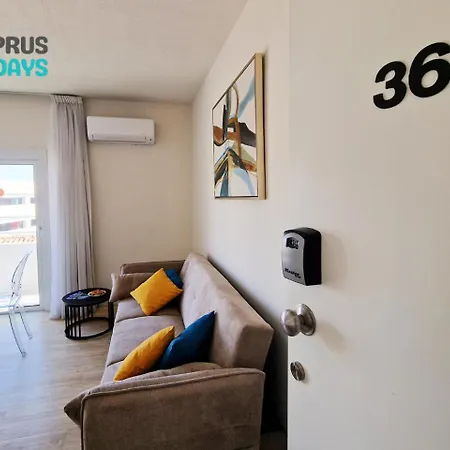 Kitieos With Sea View Larnaca