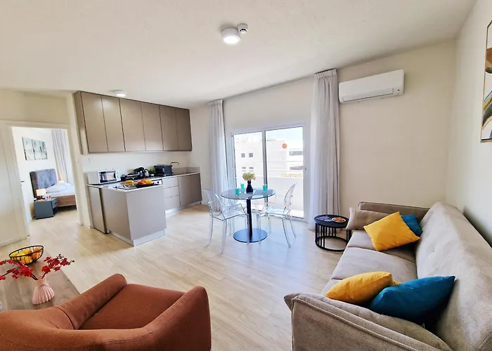 Kitieos With Sea View Larnaca