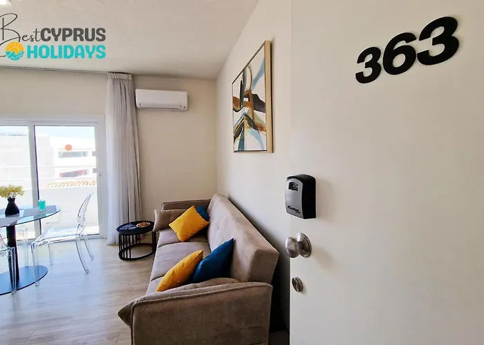 Kitieos With Sea View Larnaca